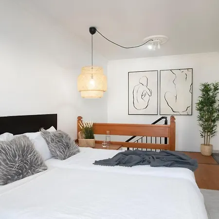 La Santa Apartment