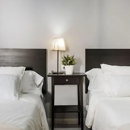 La Santa Apartment *
