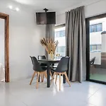 Apartment La Santa