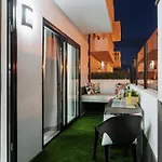 La Santa Apartment