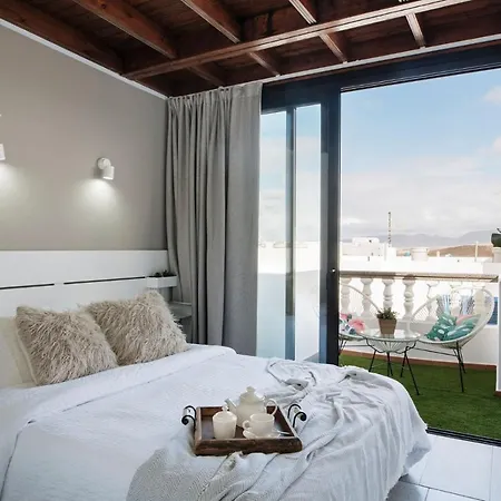 La Santa Apartment