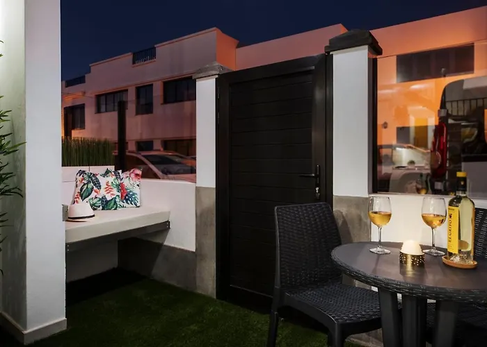 La Santa La Santa